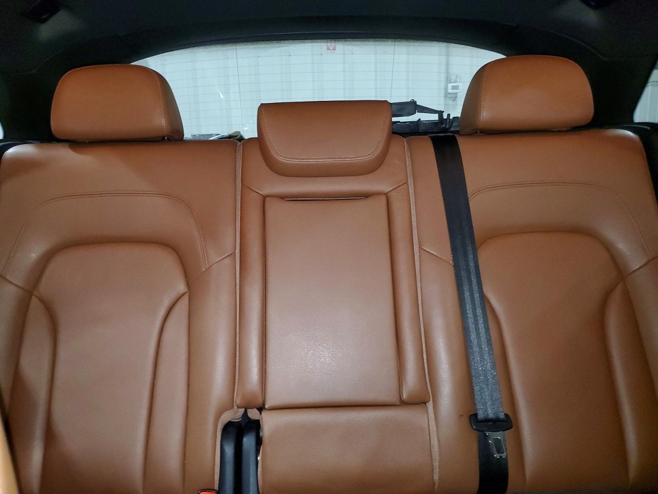 2012 AUDI Q5 PREMIUM PLUS photo 28