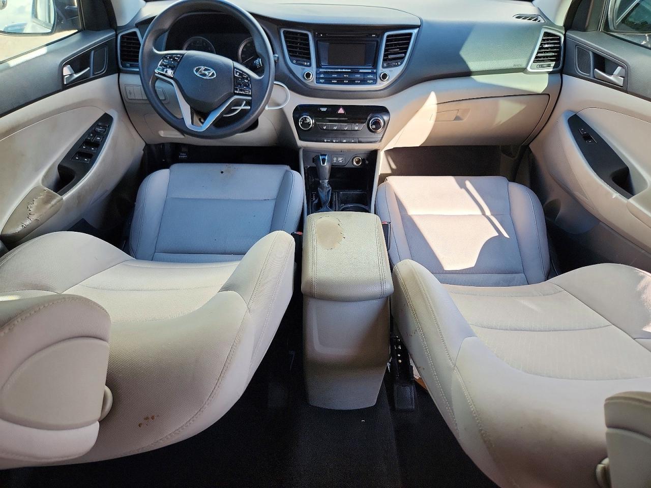 2018 HYUNDAI TUCSON SE photo 15