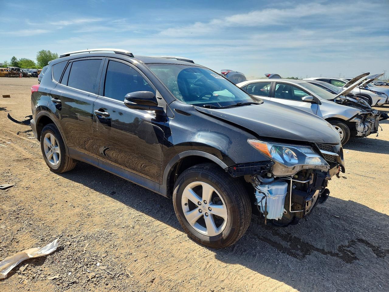 2014 TOYOTA RAV4 XLE photo 7
