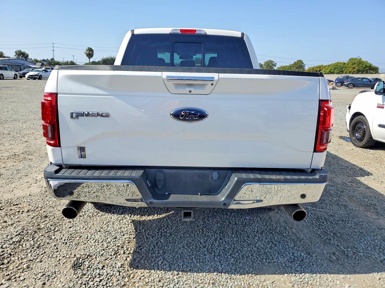2015 FORD F150 SUPERCREW photo 6
