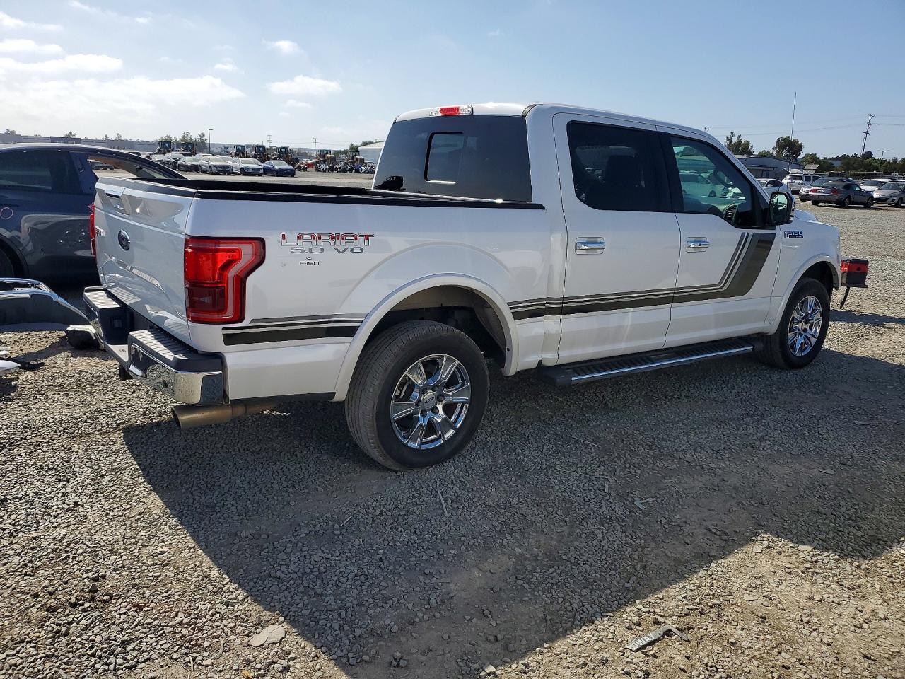 2015 FORD F150 SUPERCREW photo 3