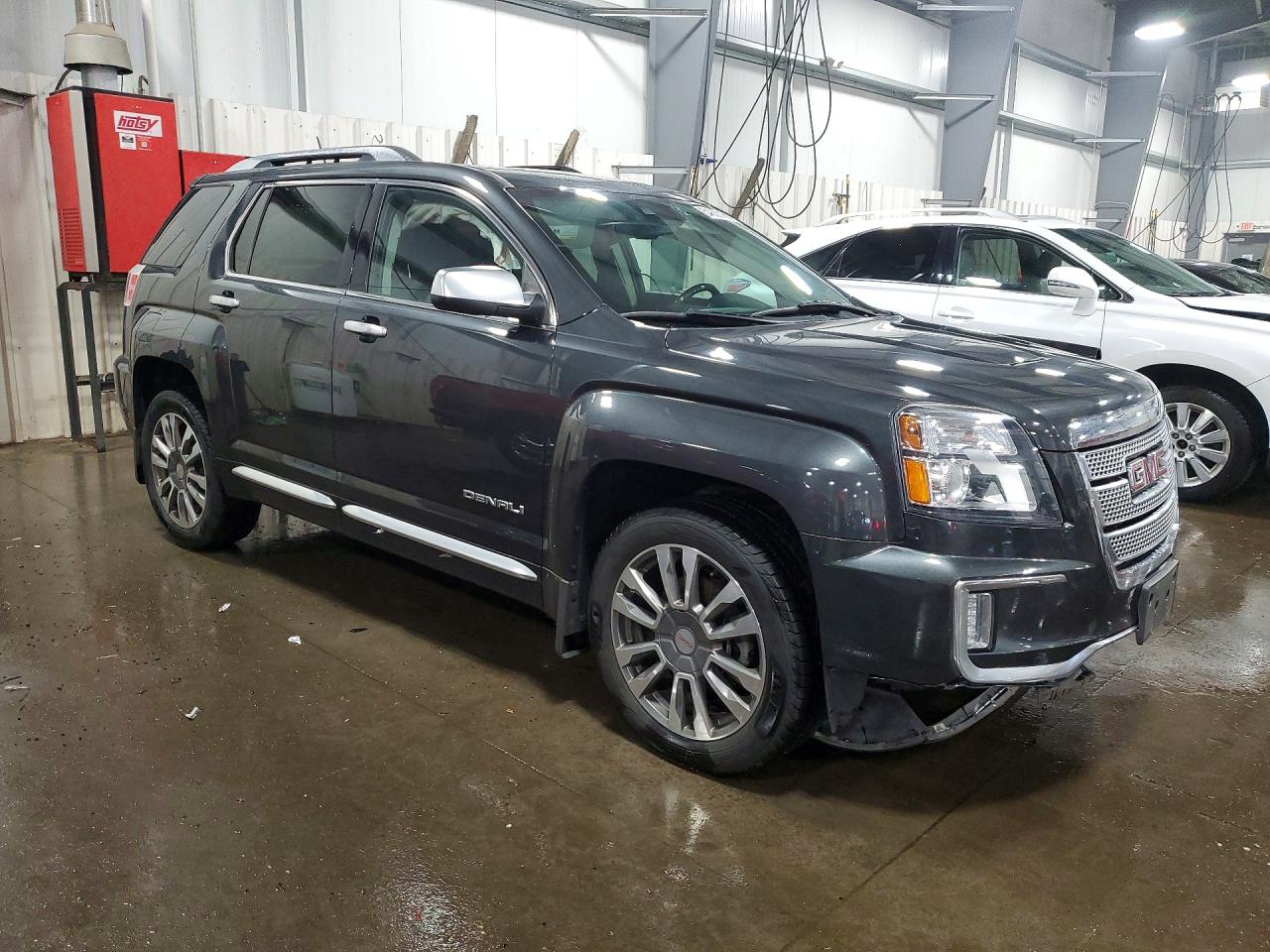 2017 GMC TERRAIN DENALI photo 7