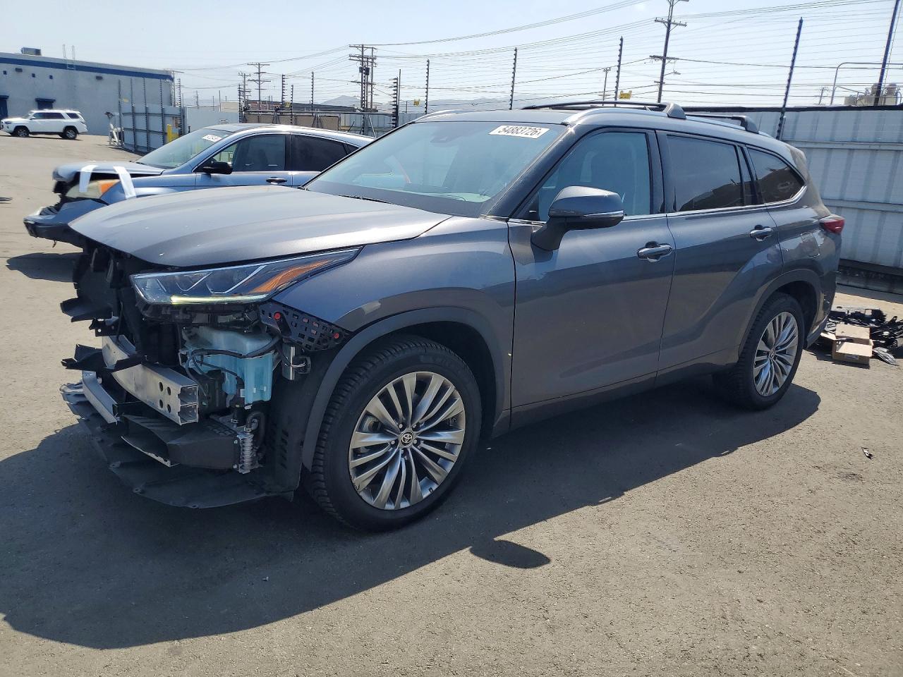 2021 TOYOTA HIGHLANDER