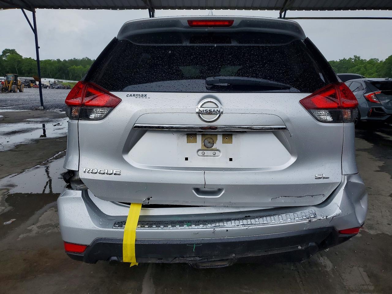 2017 NISSAN ROGUE SL photo 11