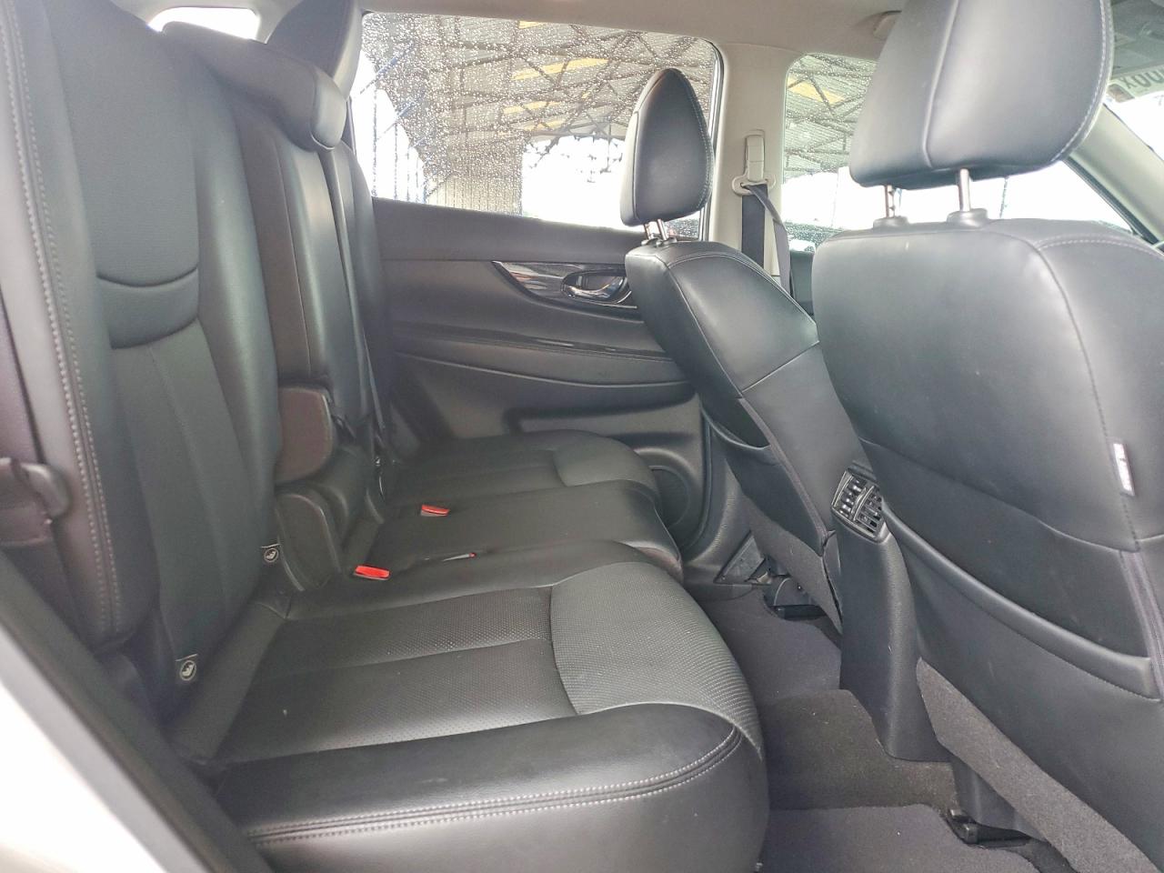 2017 NISSAN ROGUE SL photo 19