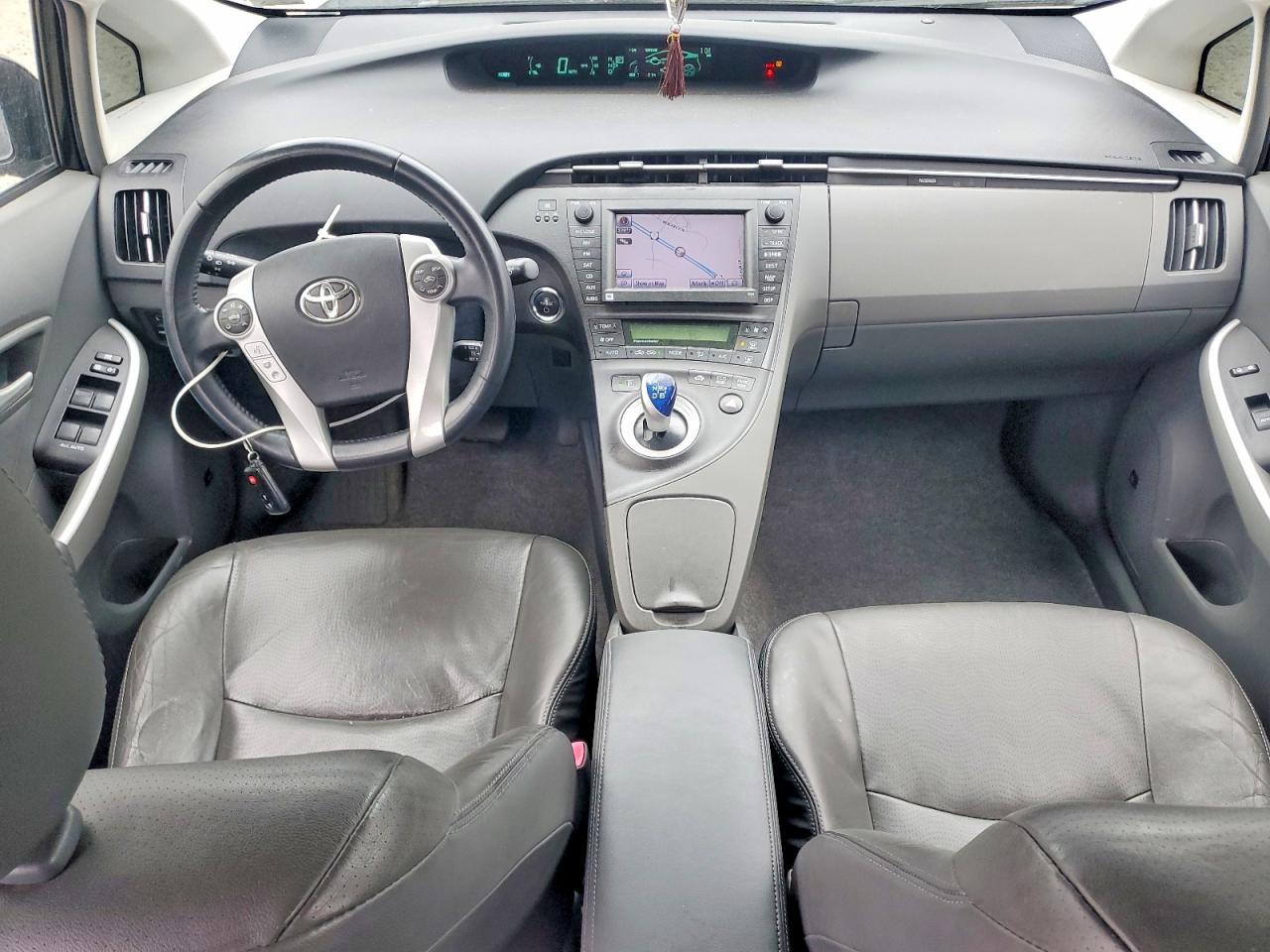 2011 TOYOTA PRIUS ONE photo 15