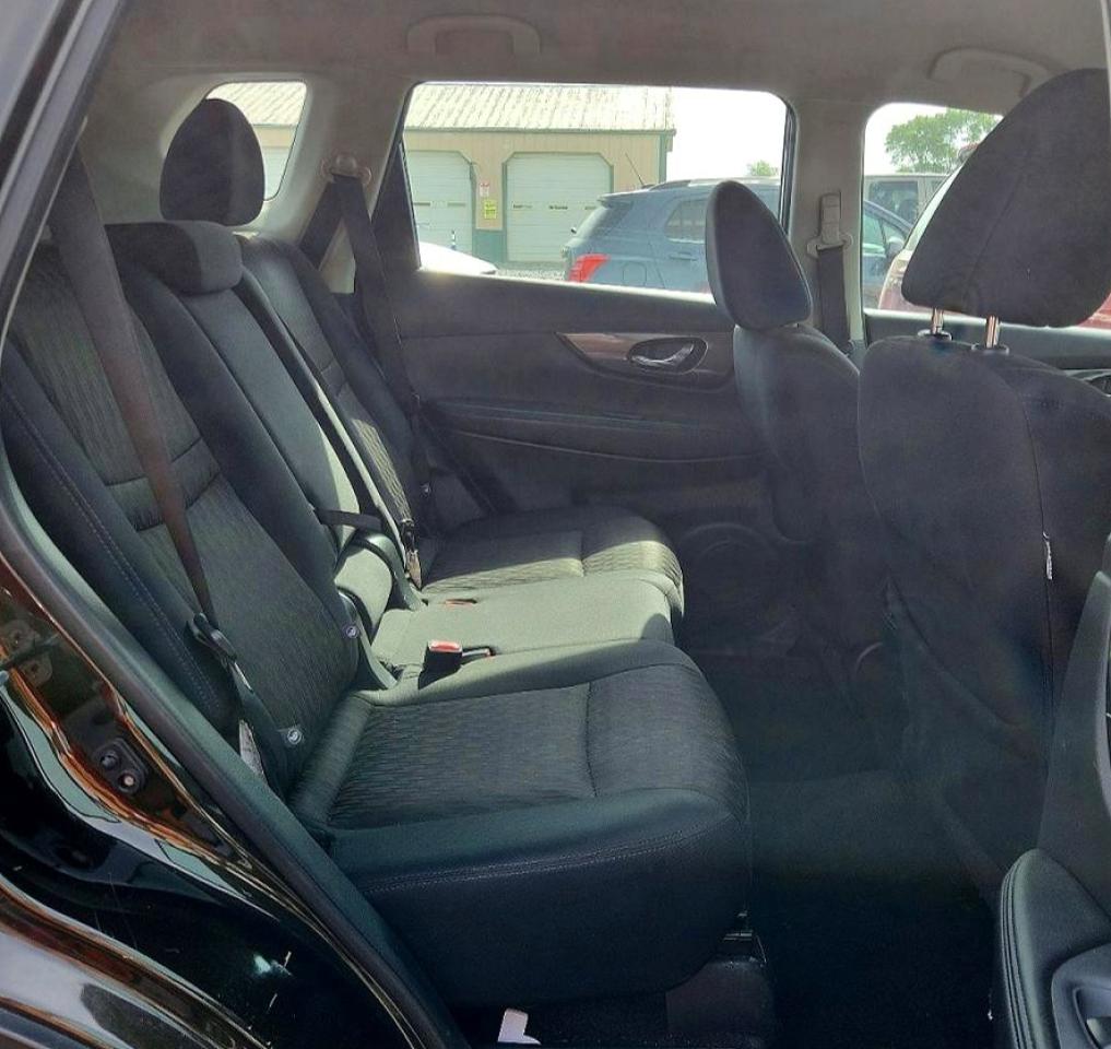 2017 NISSAN ROGUE S photo 28