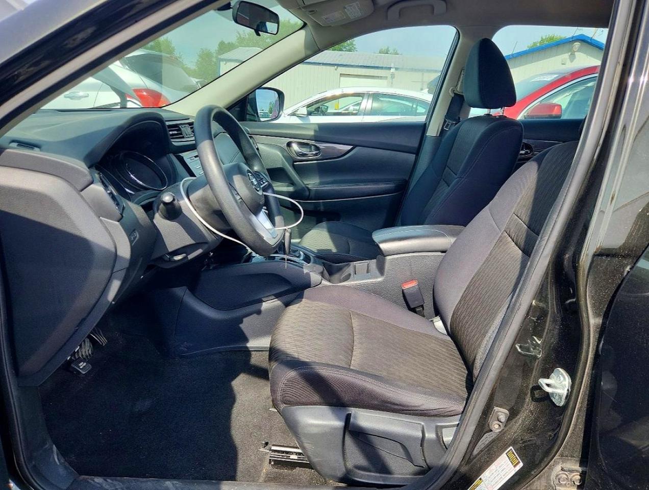 2017 NISSAN ROGUE S photo 19