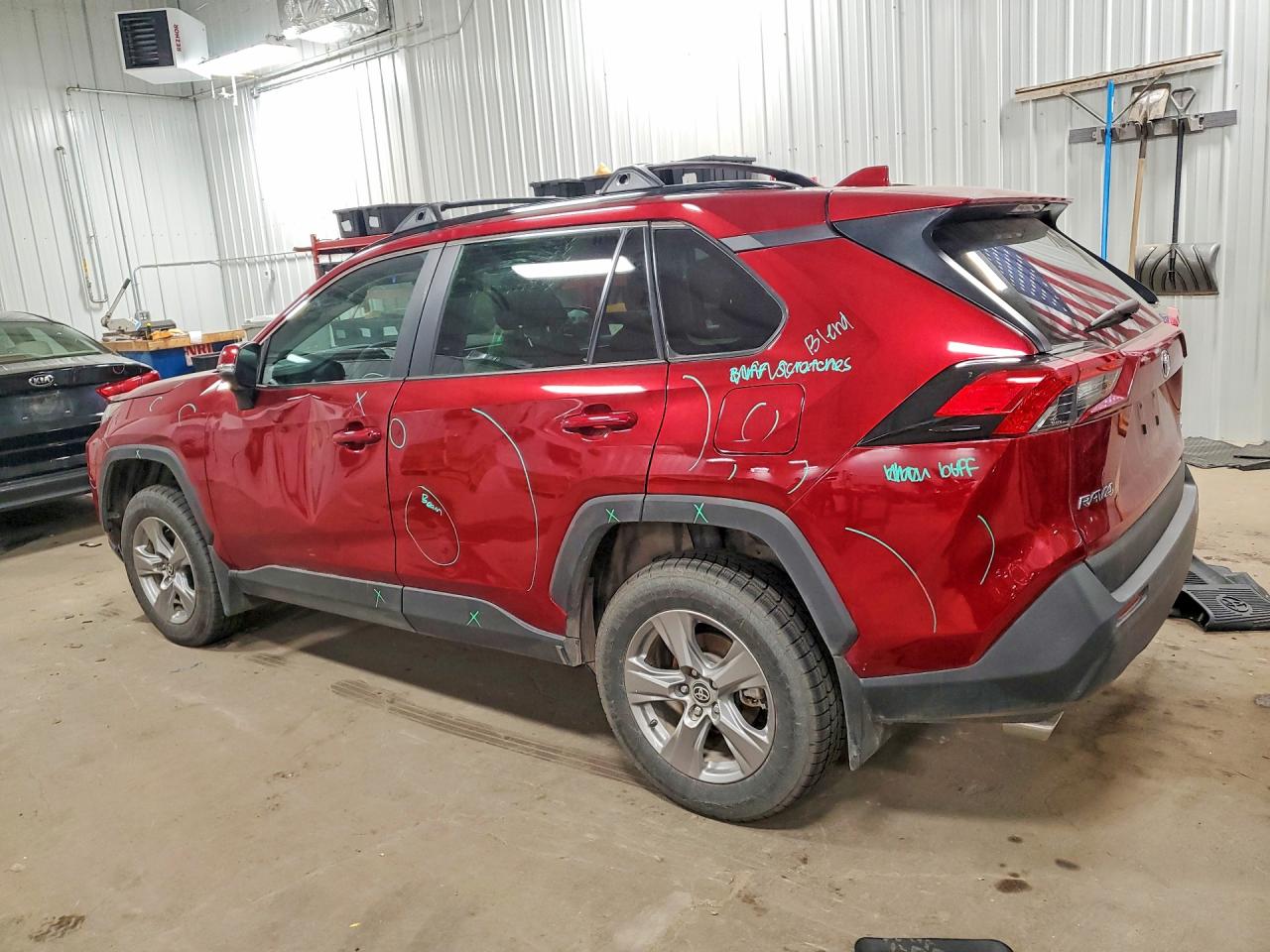 2025 TOYOTA RAV4 XLE photo 2