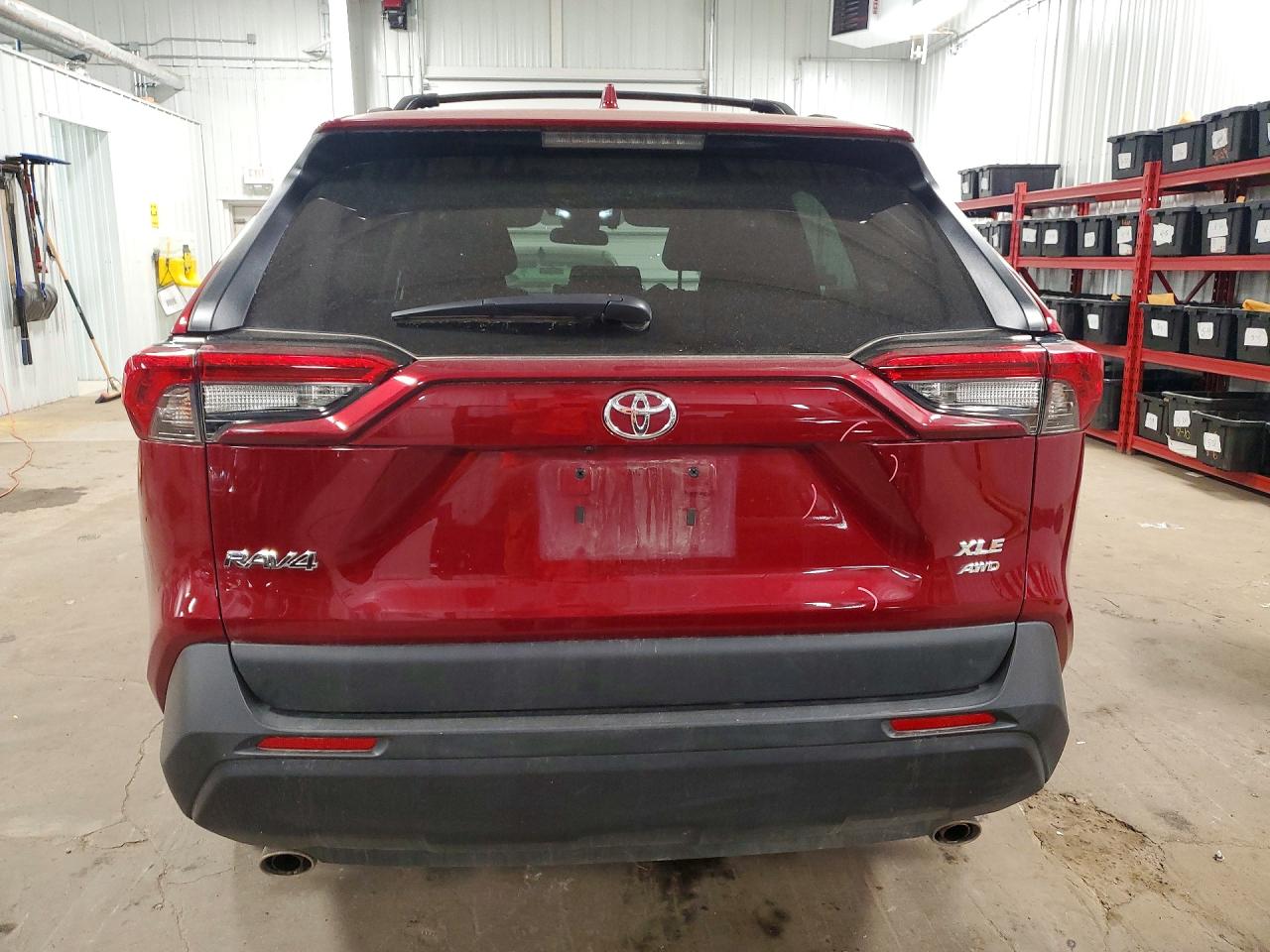 2025 TOYOTA RAV4 XLE photo 6