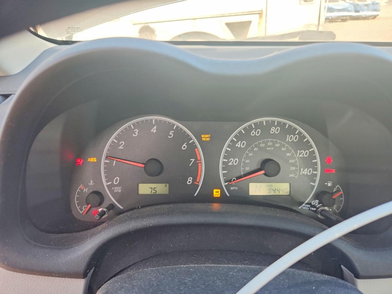 2012 TOYOTA COROLLA LE photo 17