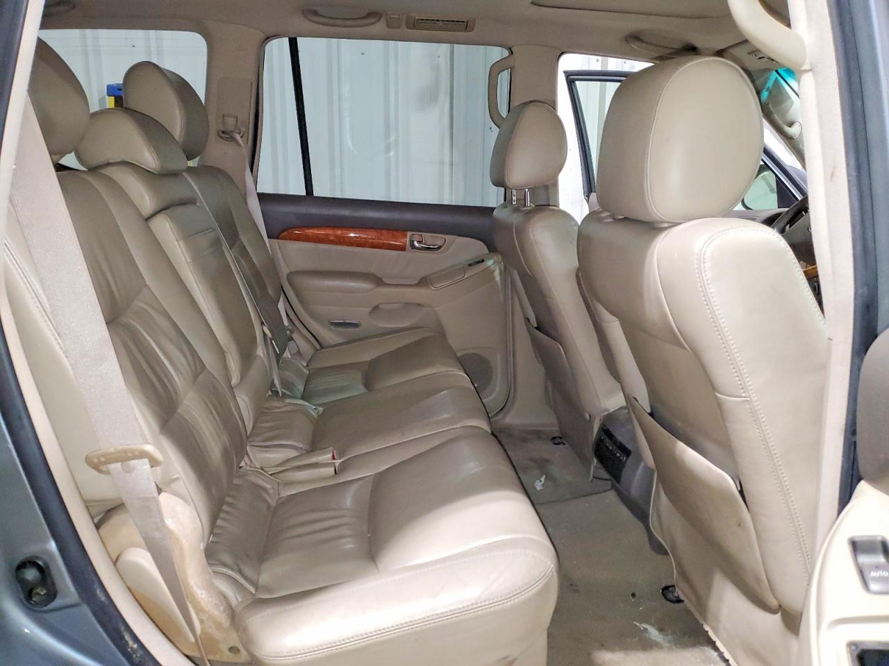 2006 LEXUS GX 470 photo 31