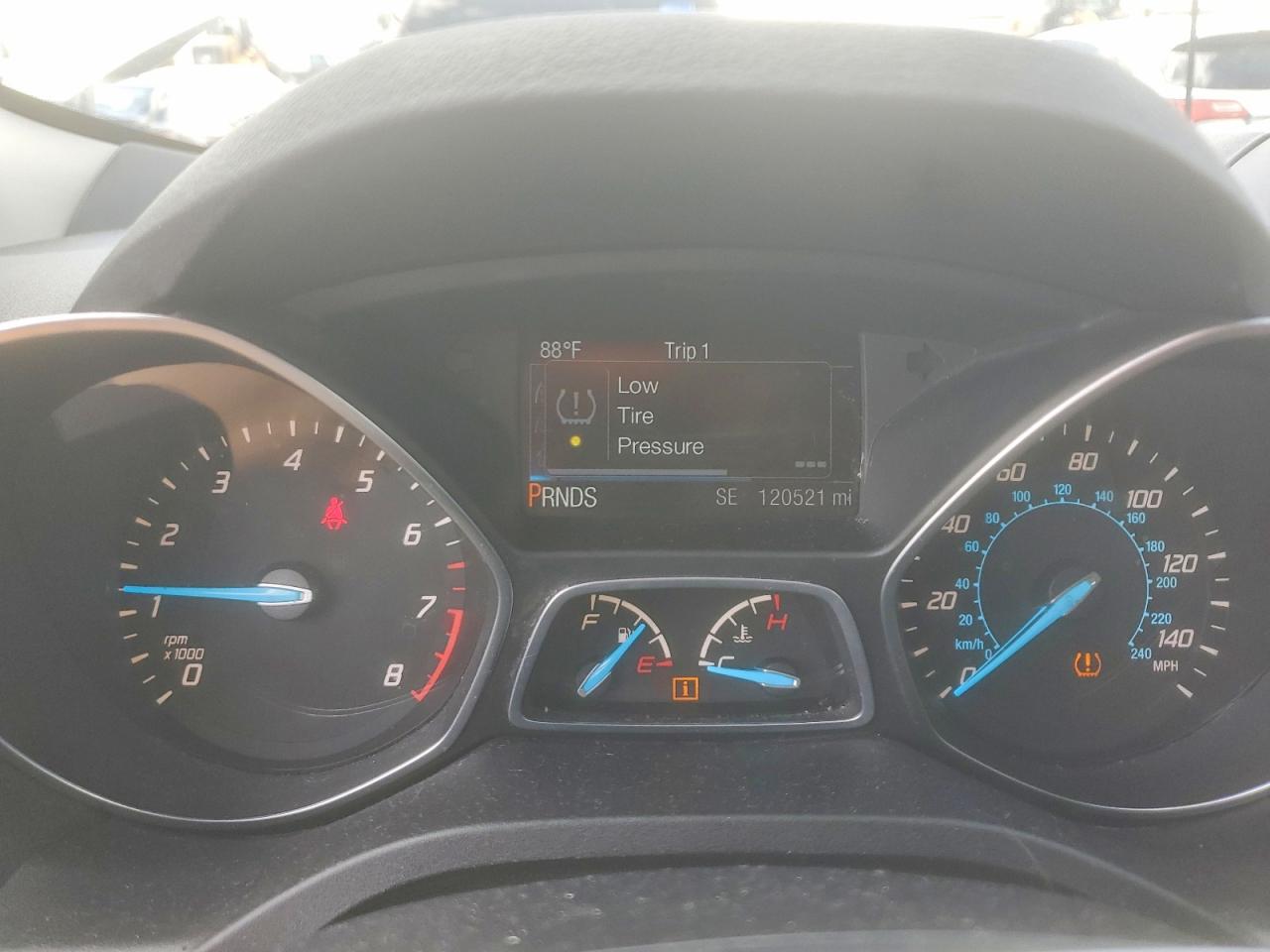 2016 FORD ESCAPE SE photo 17