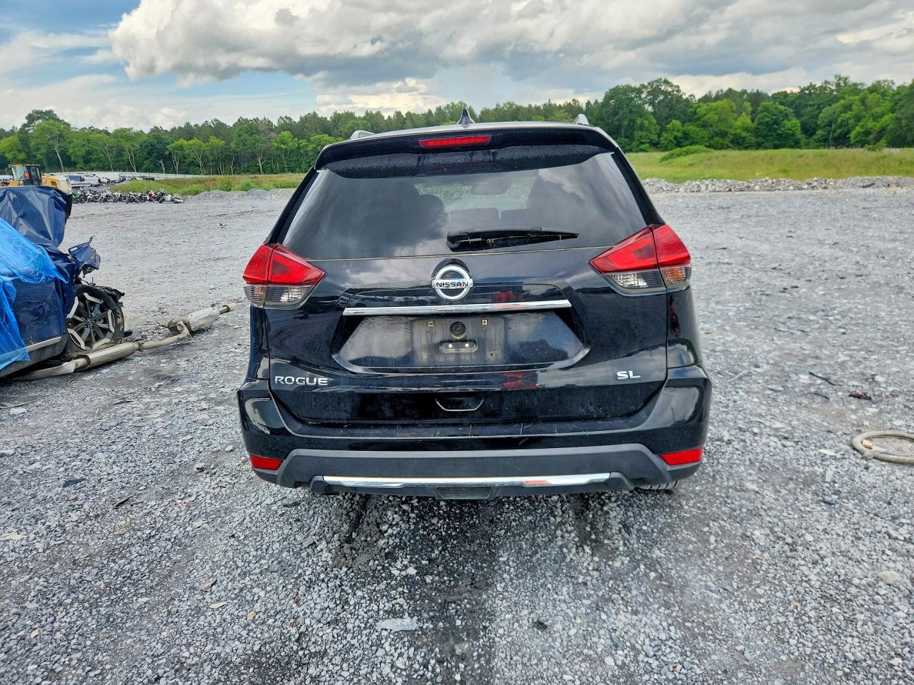 2017 NISSAN ROGUE SL photo 11