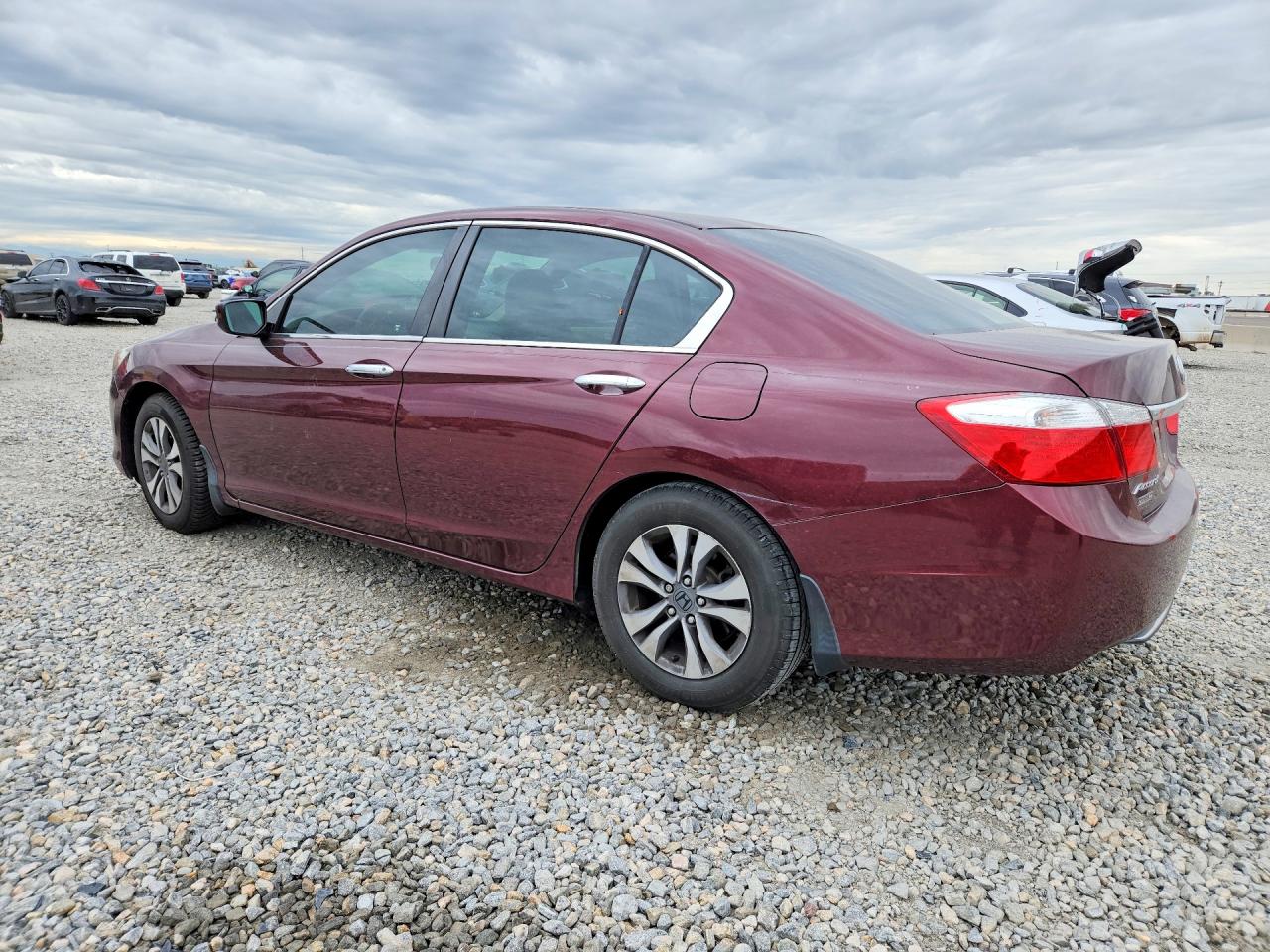 2013 HONDA ACCORD LX photo 4