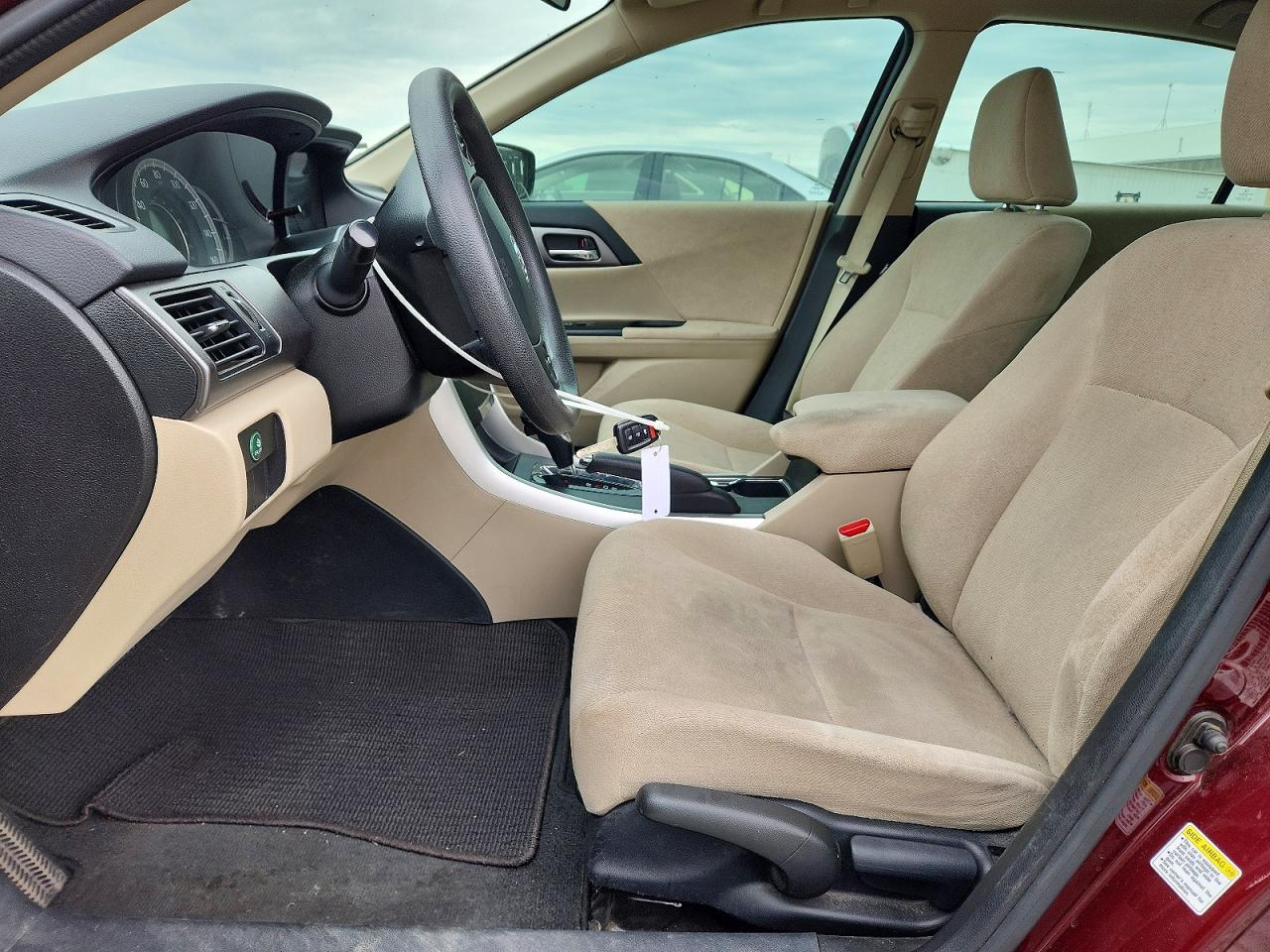 2013 HONDA ACCORD LX photo 19