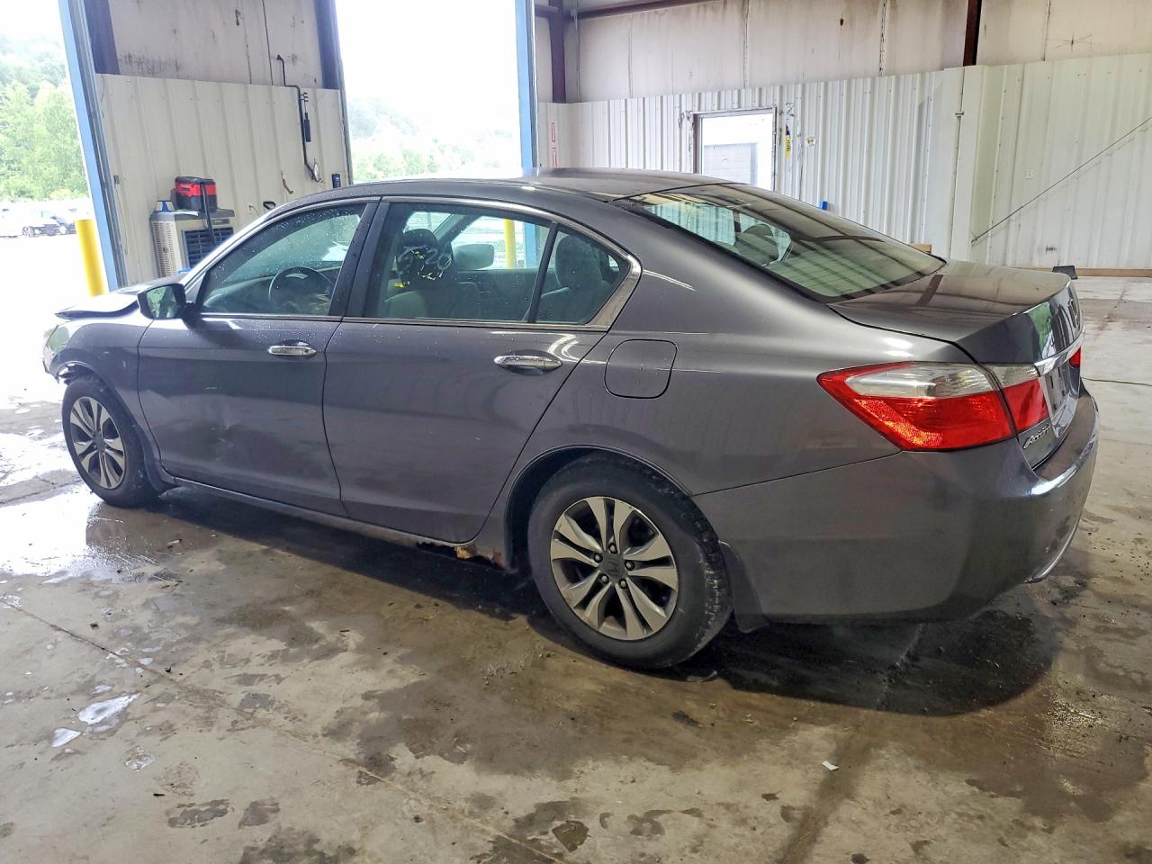 2013 HONDA ACCORD LX photo 3