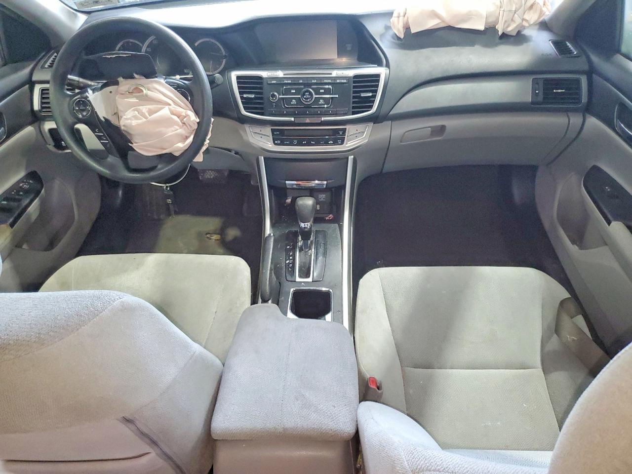 2013 HONDA ACCORD LX photo 15