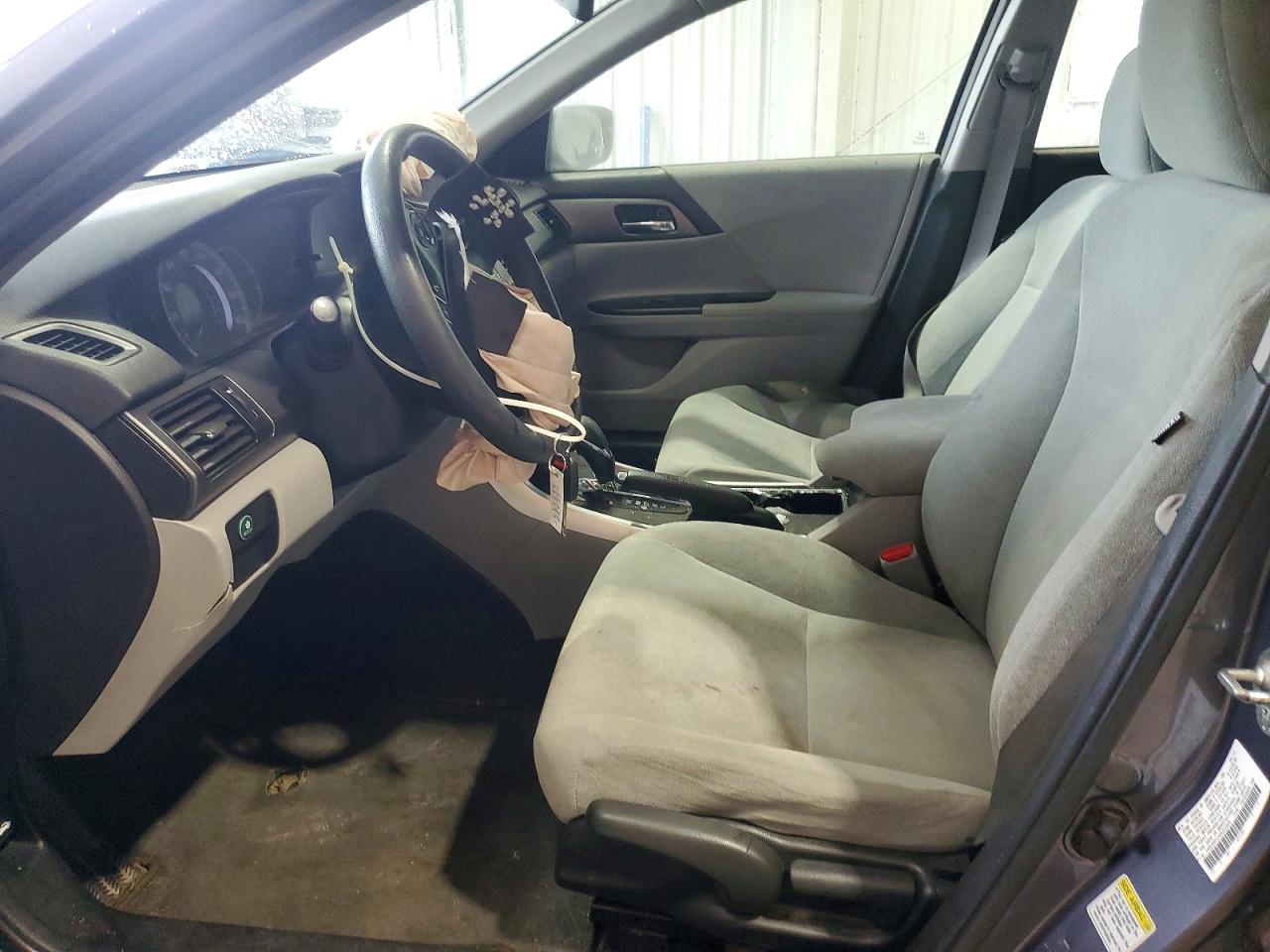 2013 HONDA ACCORD LX photo 13