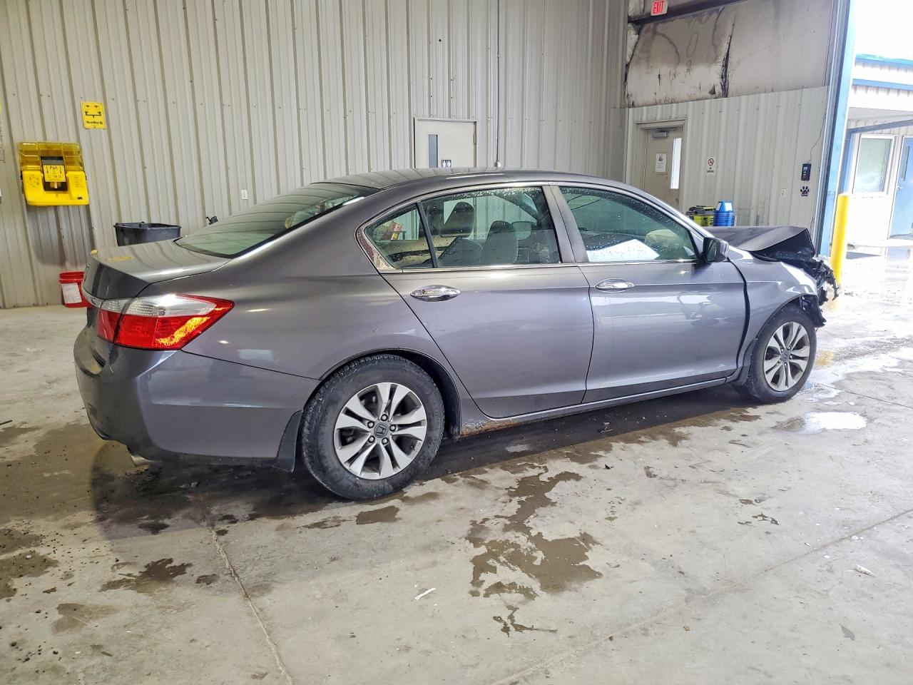 2013 HONDA ACCORD LX photo 5