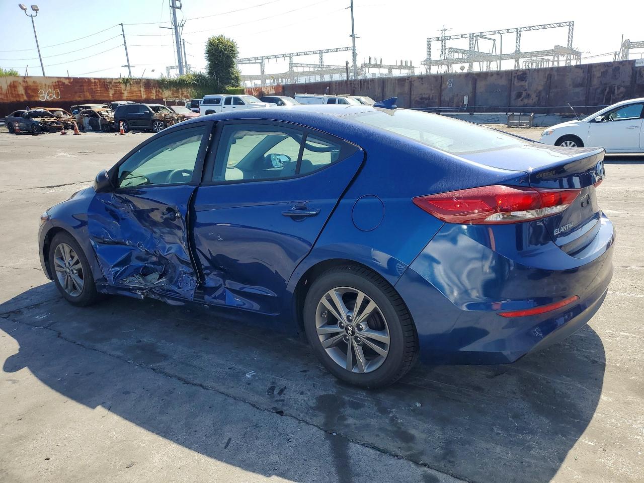 2017 HYUNDAI ELANTRA SE photo 3
