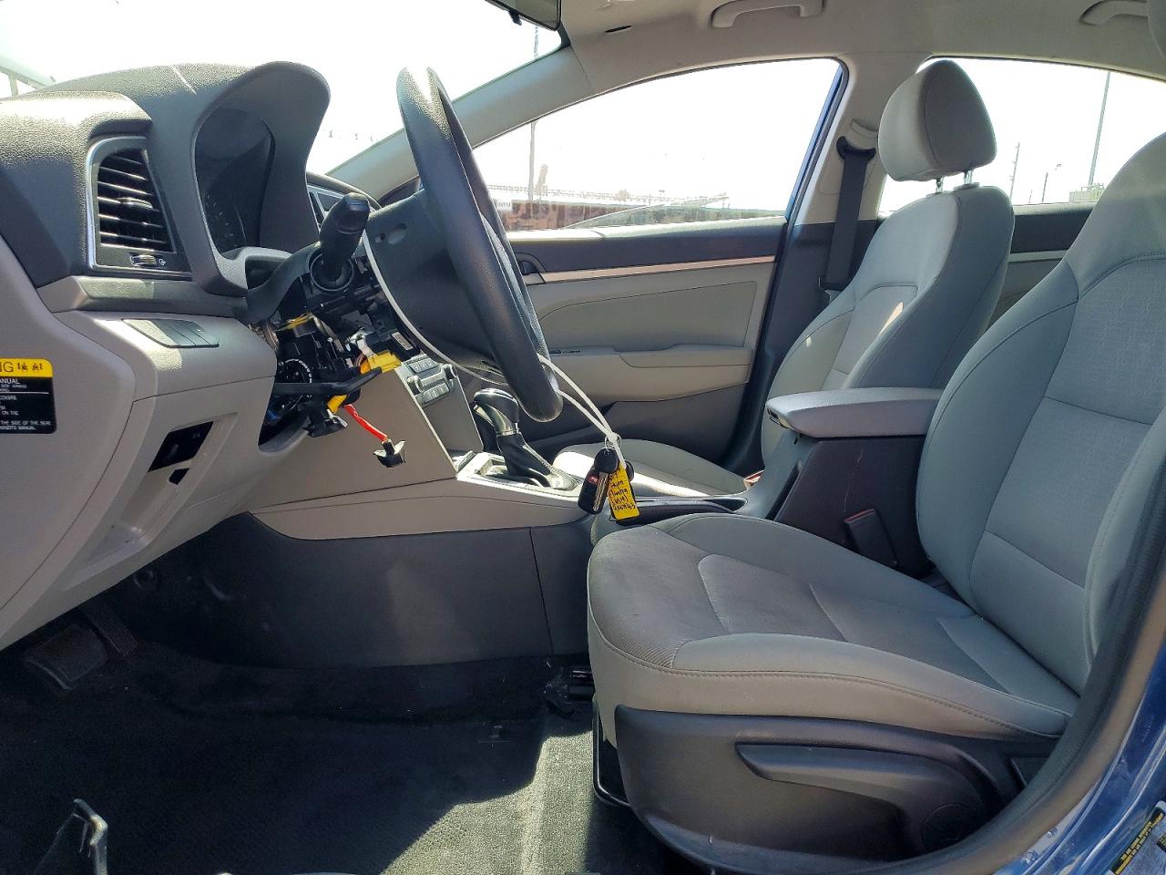 2017 HYUNDAI ELANTRA SE photo 13