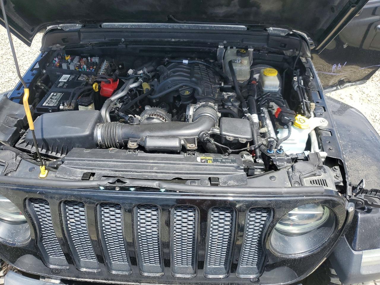 2018 JEEP WRANGLER UNLIMITED SAHARA photo 12