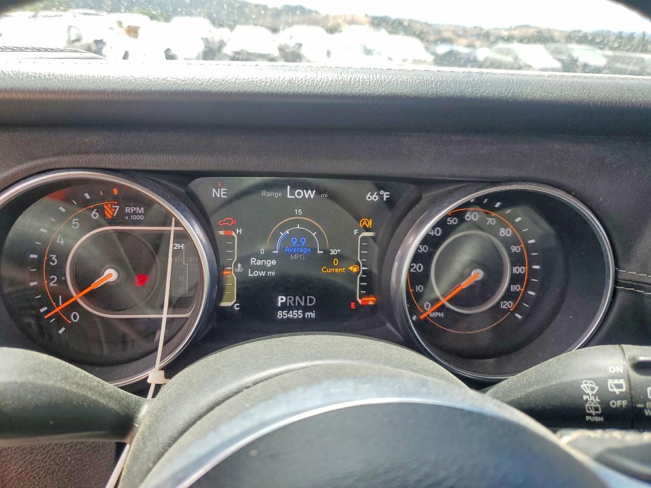 2018 JEEP WRANGLER UNLIMITED SAHARA photo 9