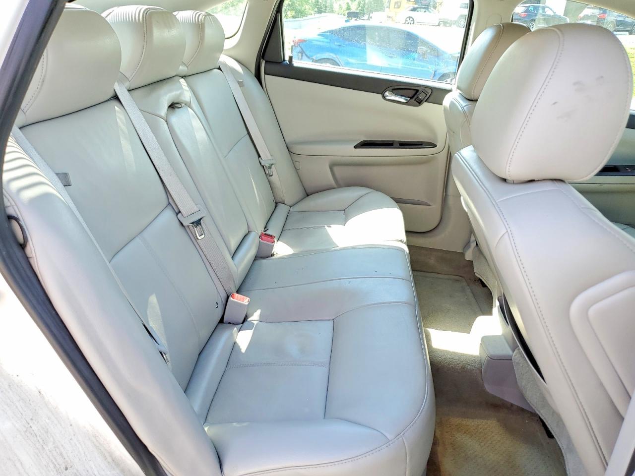 2009 CHEVROLET IMPALA LTZ photo 19