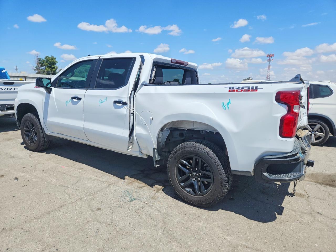 2019 CHEVROLET SILVERADO K1500 LT TRAIL BOSS photo 4