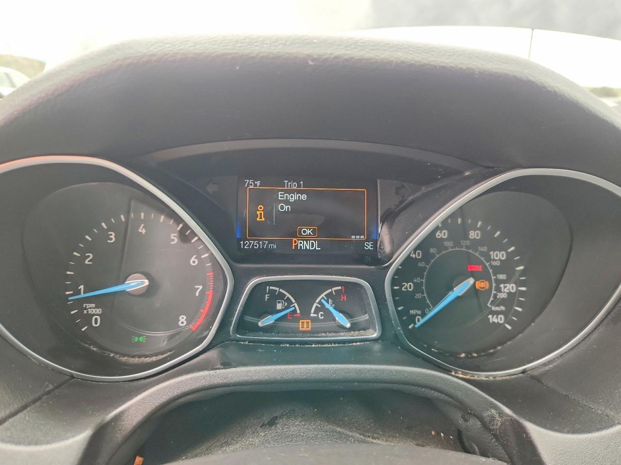2017 FORD FOCUS SE photo 17