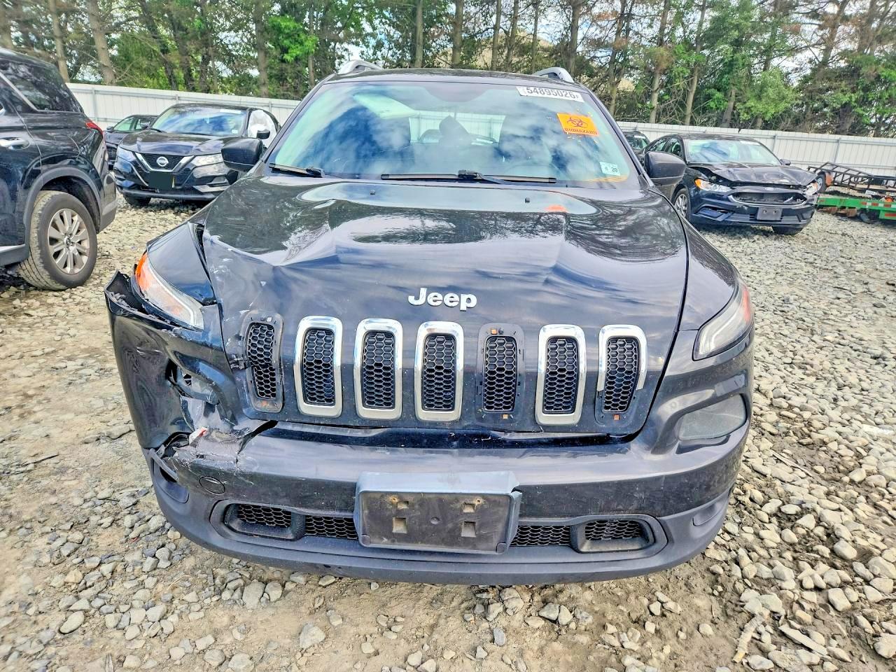 2015 JEEP CHEROKEE LATITUDE photo 9