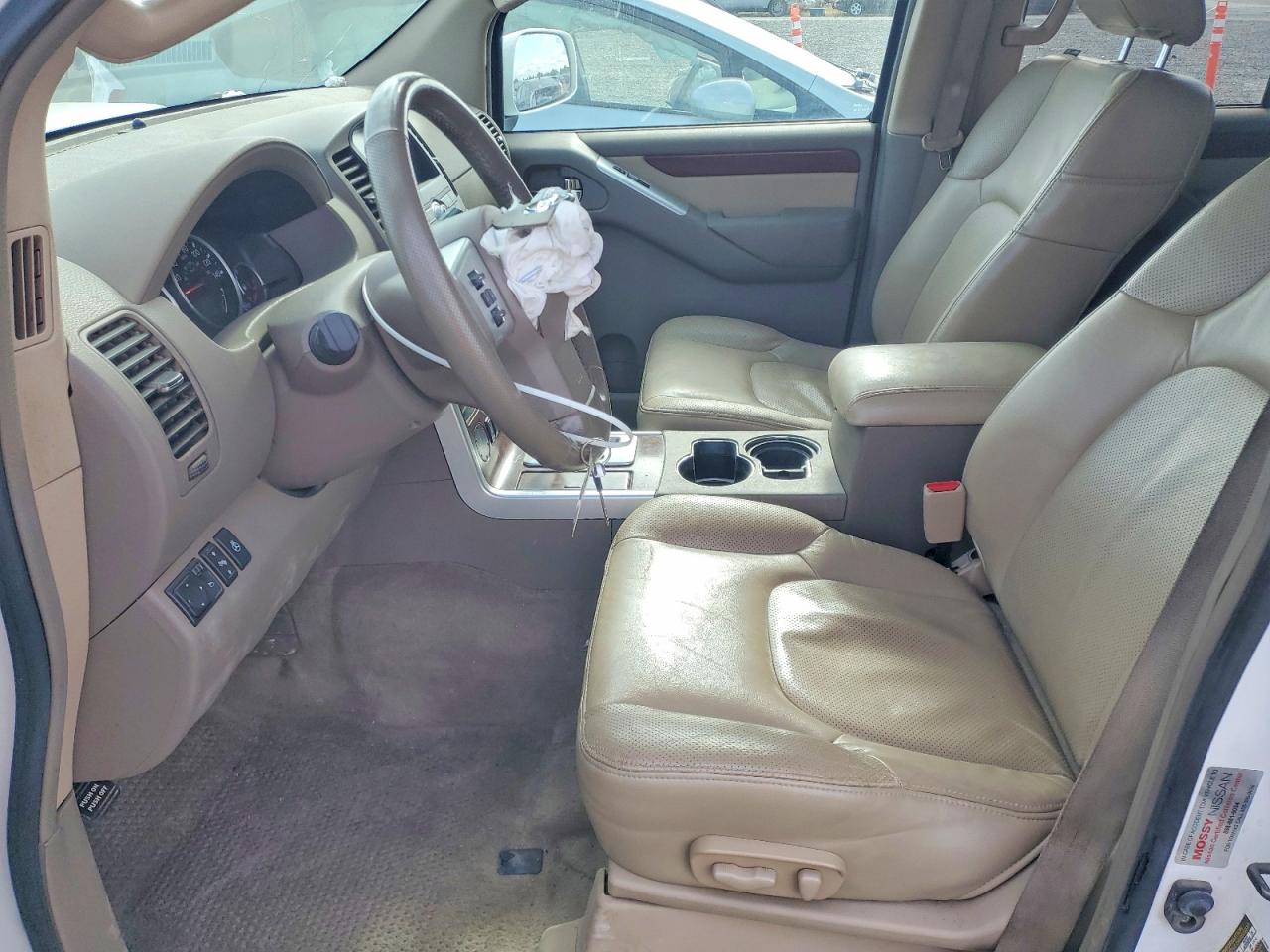 2010 NISSAN PATHFINDER S FE+ photo 13