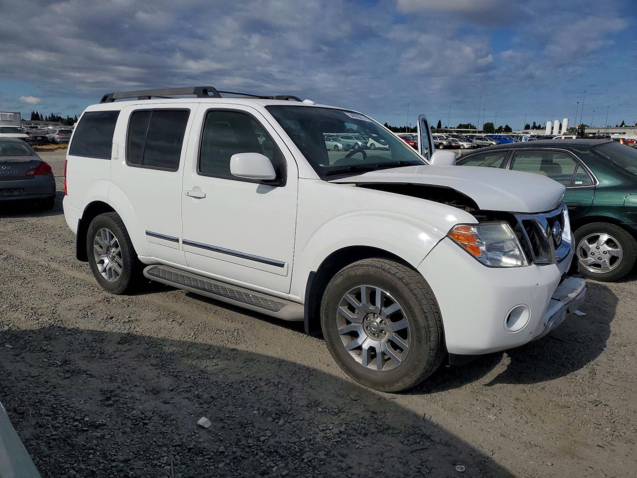 2010 NISSAN PATHFINDER S FE+ photo 7