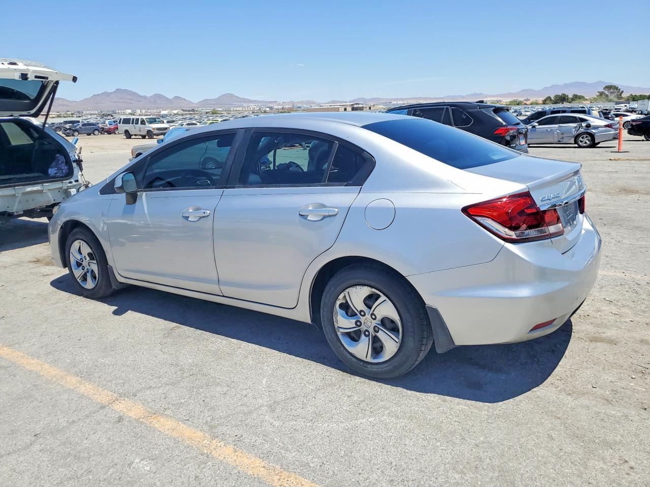 2013 HONDA CIVIC LX photo 2