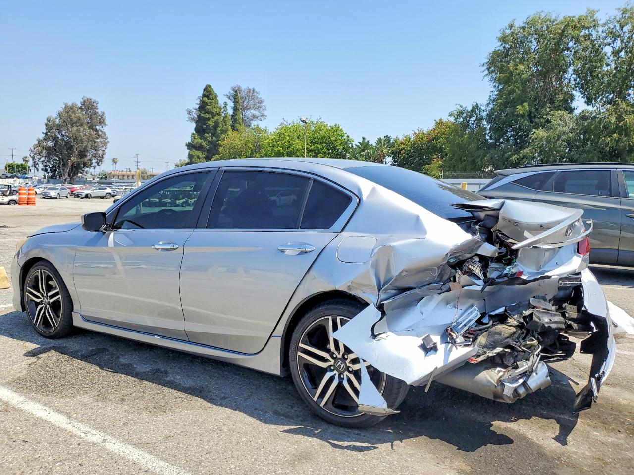 2016 HONDA ACCORD SPORT photo 2