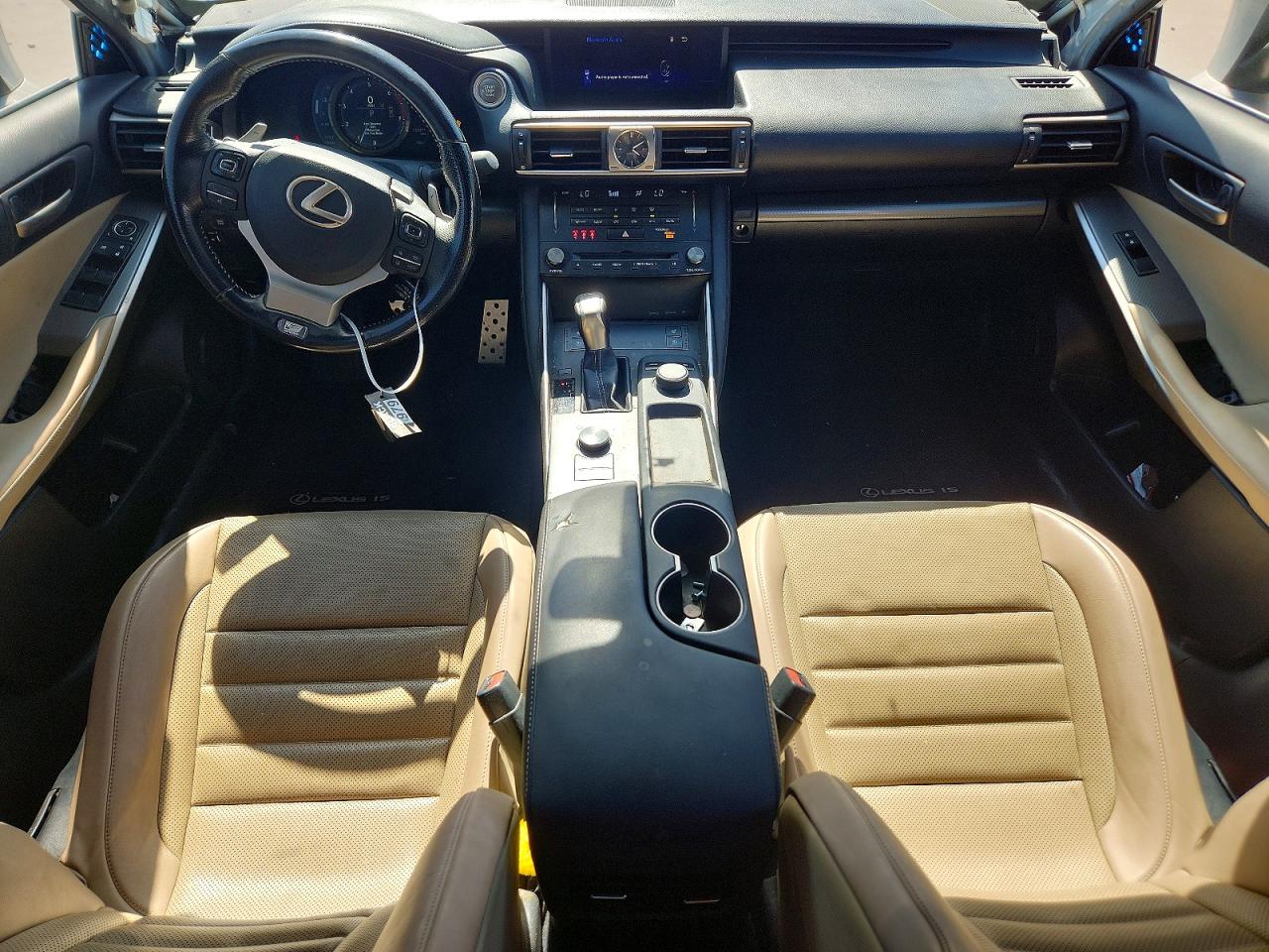 2017 LEXUS IS 200T photo 15