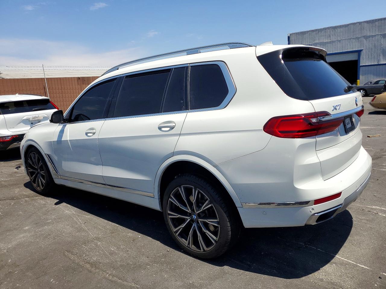 2022 BMW X7 XDRIVE40I photo 3