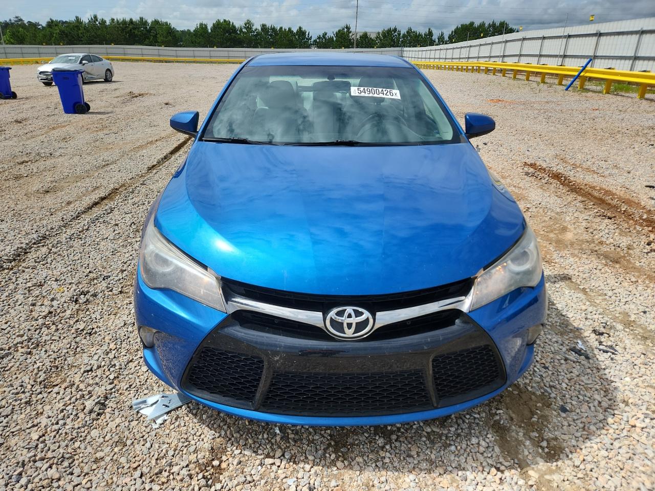 2017 TOYOTA CAMRY SE photo 5