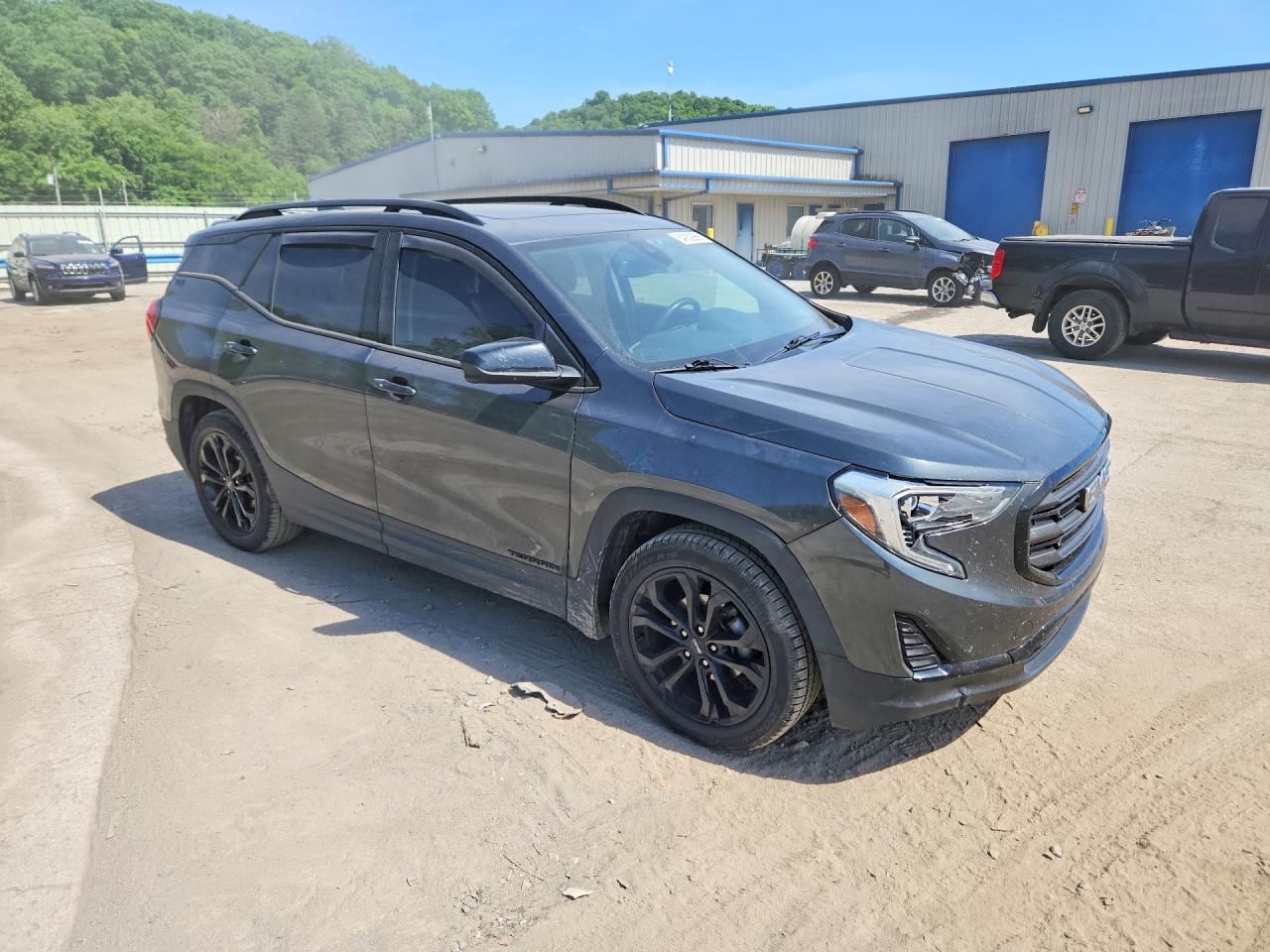 2020 GMC TERRAIN SLE photo 10