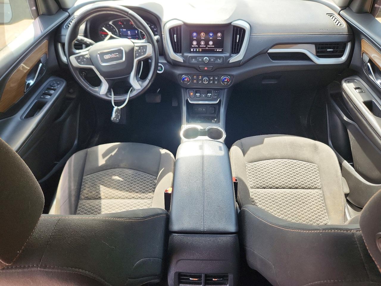 2020 GMC TERRAIN SLE photo 22