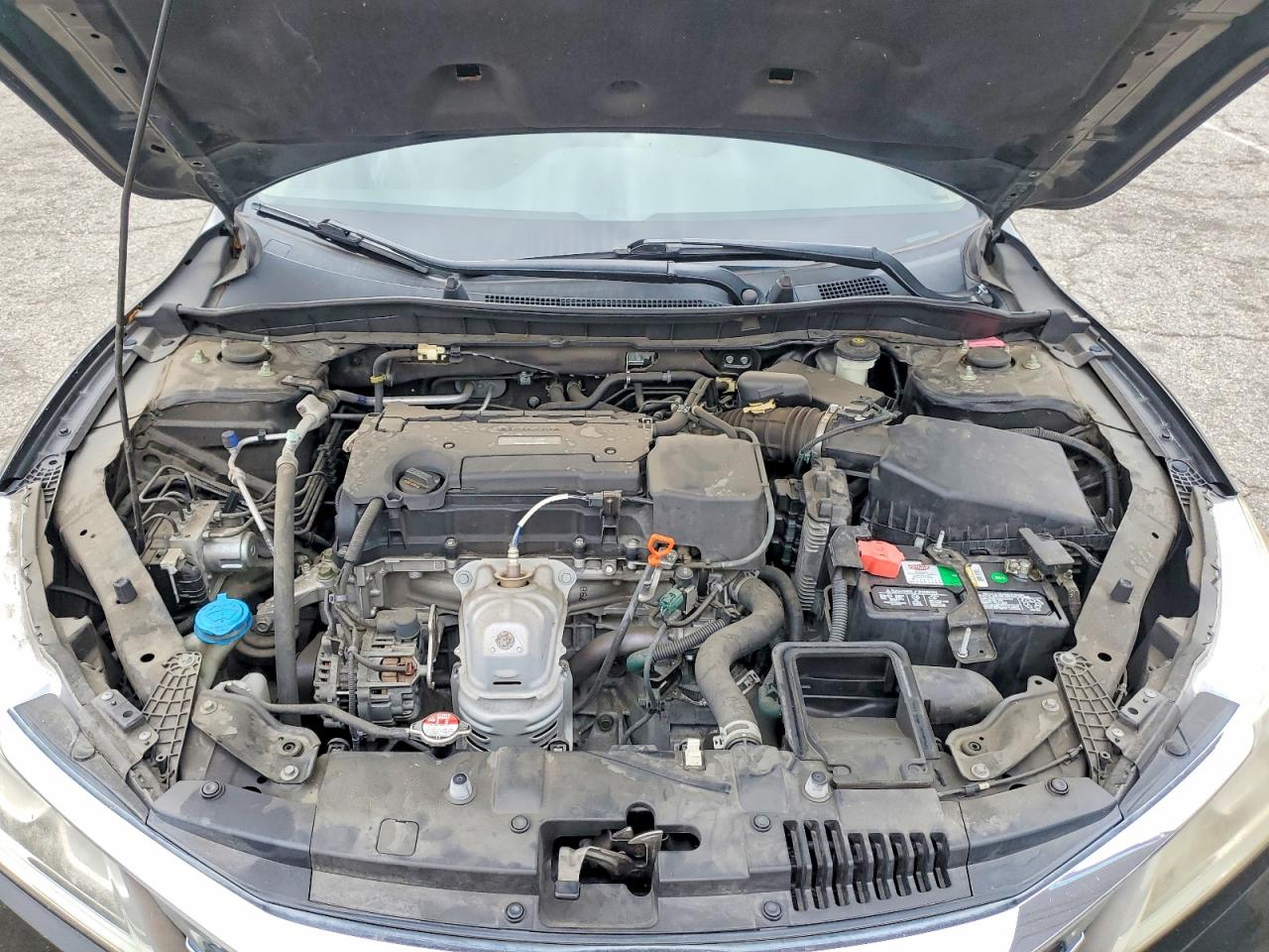 2016 HONDA ACCORD LX photo 21