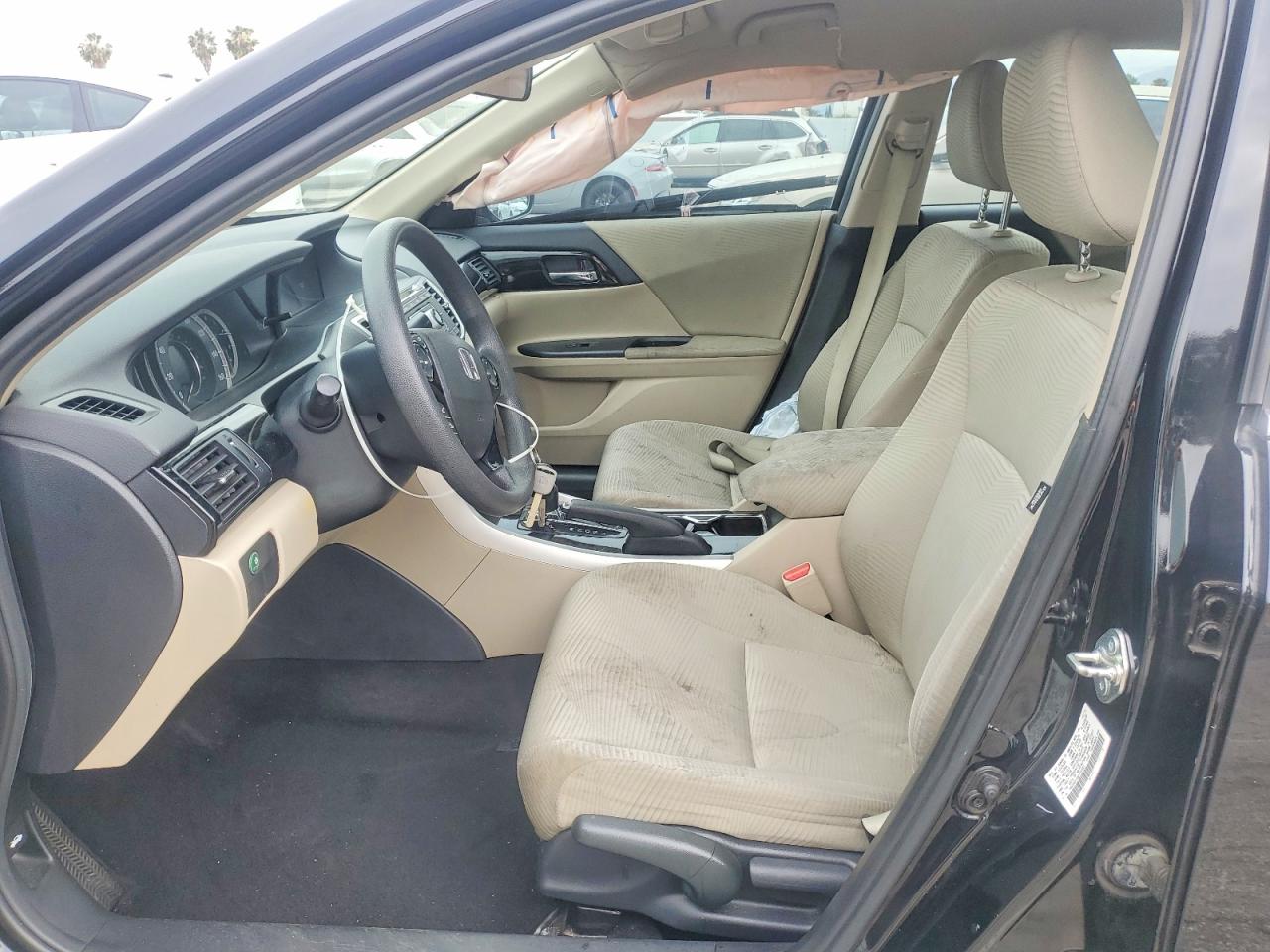 2016 HONDA ACCORD LX photo 13