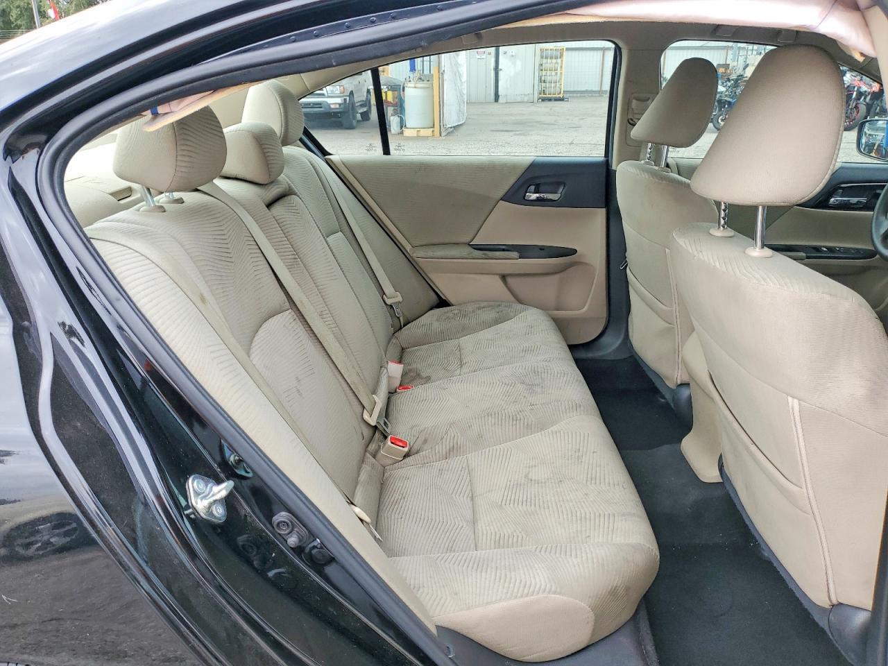 2016 HONDA ACCORD LX photo 19