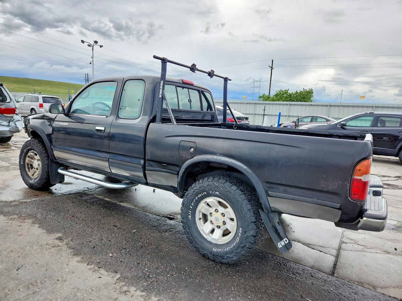 1998 TOYOTA TACOMA XTRACAB photo 3