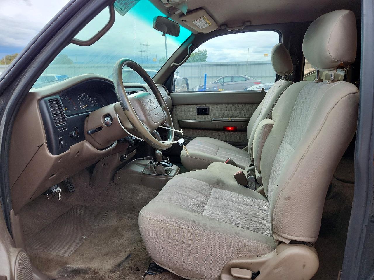 1998 TOYOTA TACOMA XTRACAB photo 13