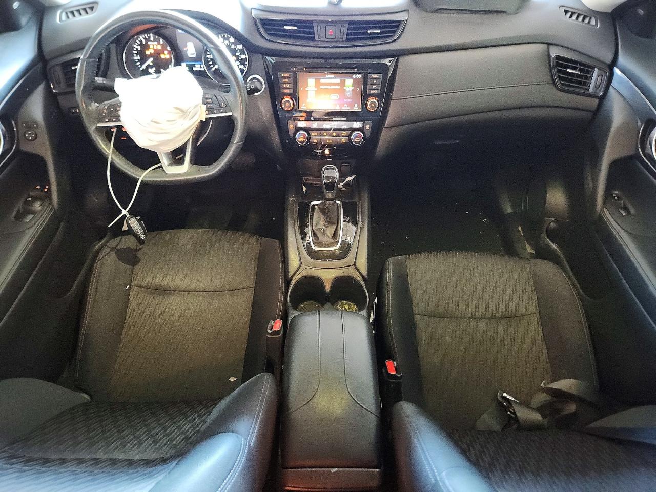 2018 NISSAN ROGUE SV photo 22