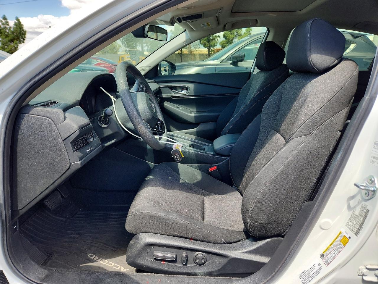 2024 HONDA ACCORD EX photo 19