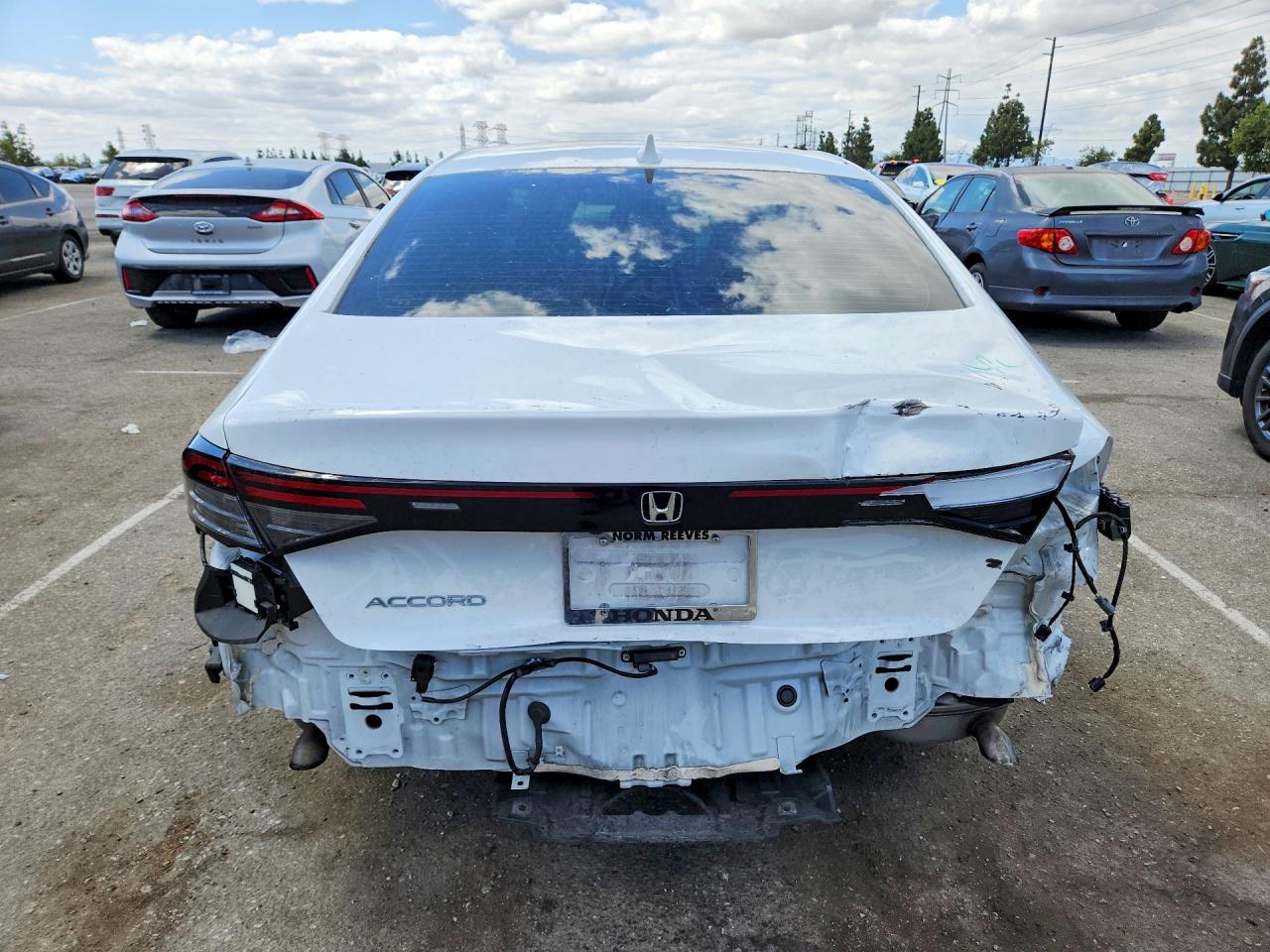2024 HONDA ACCORD EX photo 16