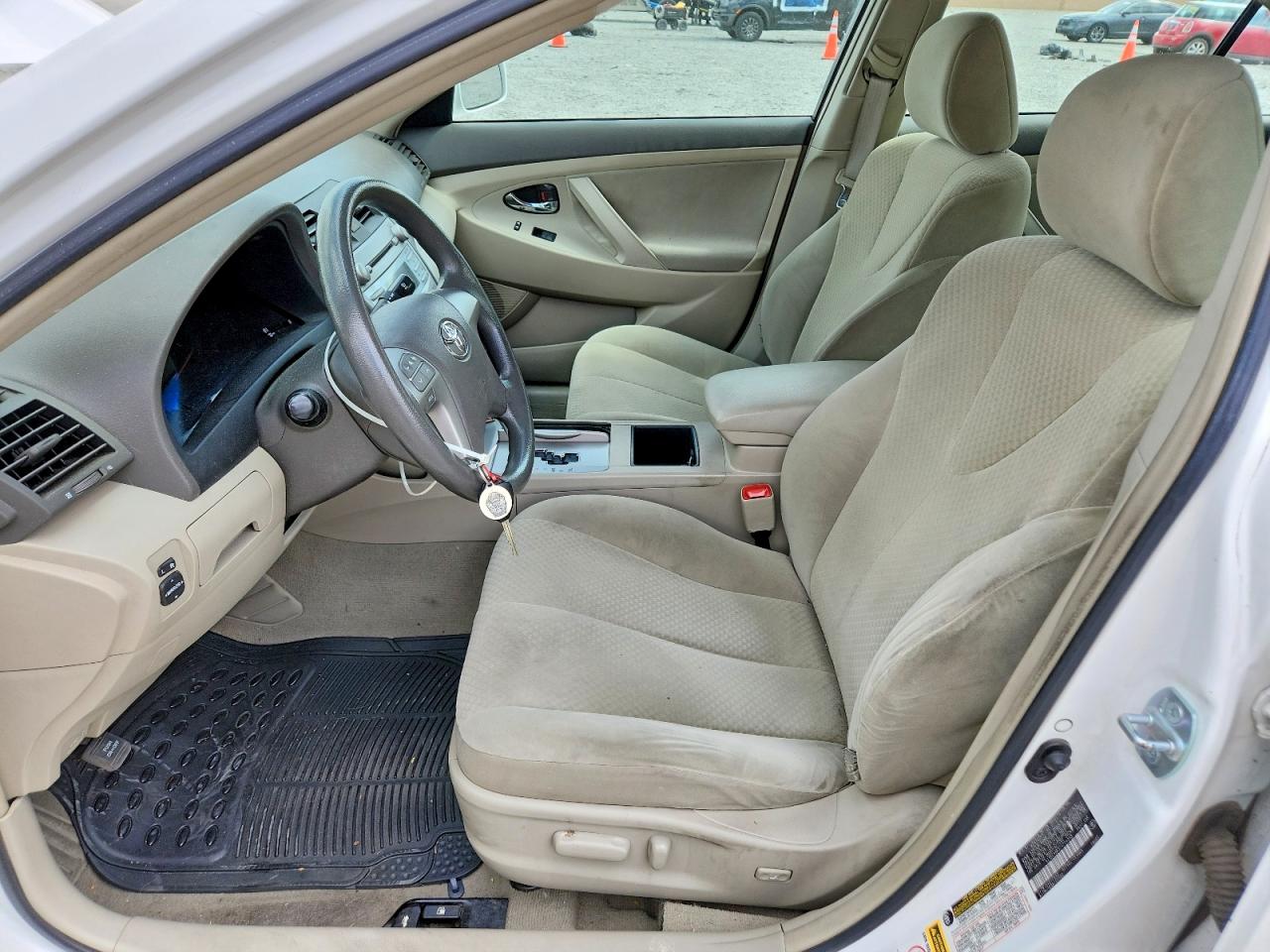 2007 TOYOTA CAMRY LE photo 19